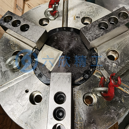 億川三爪立車用液壓卡盤