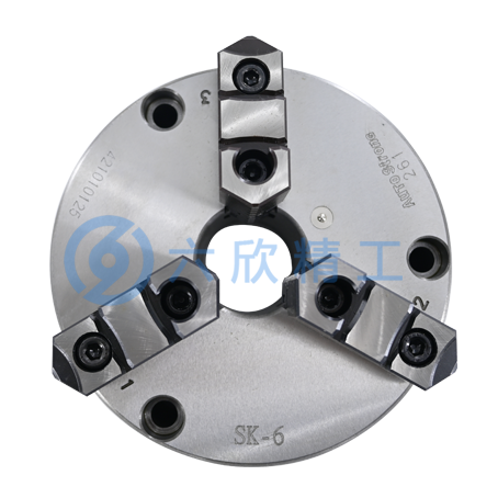 億川手動三爪卡盤