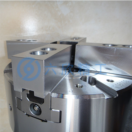 MMO四爪中空液壓卡盤